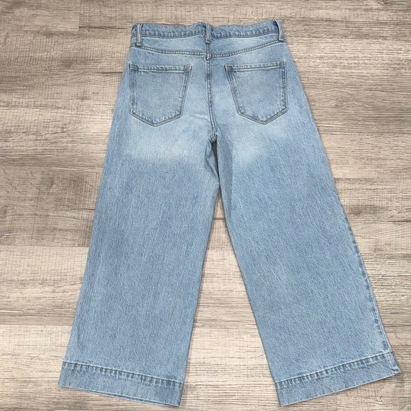 Light Blue Wide-Leg Women's Jeans - Picture 2 of 11